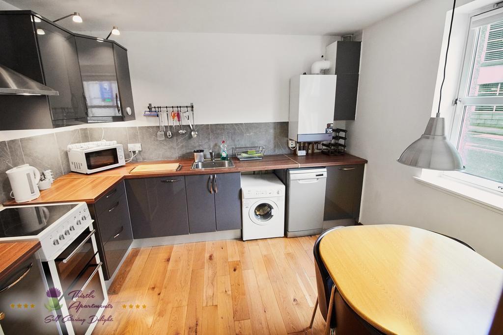Thistle Apartments - Marischal Square Абърдийн Екстериор снимка